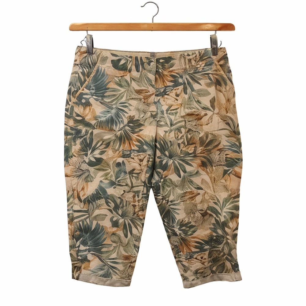 Chico’s Tropical Print Cropped Pants Capri Beige Green Resort Coastal Chic 12
